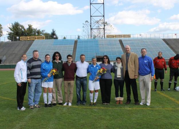 Women Drop 1-0 Decision on Senior Day