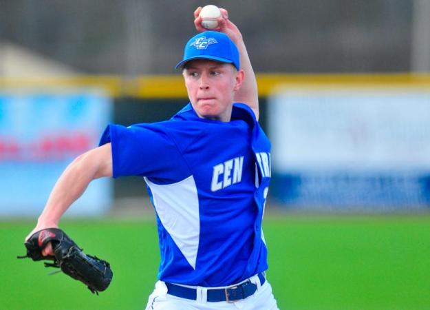 Baseball Tops Albany, 10-1