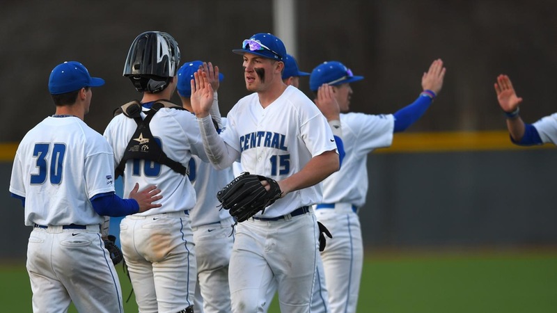Baseball Splits Sunday Doubleheader With Binghamton