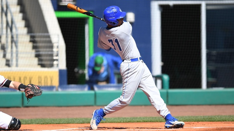 Baseball Falls to Sacred Heart in Friday's Series-Opener