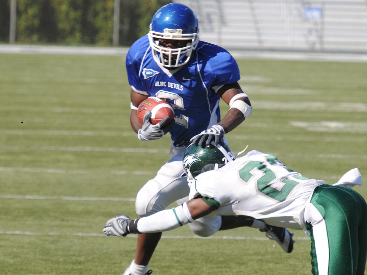 Mallory Surpasses 1,000-Yard Mark, CCSU Falls at Monmouth