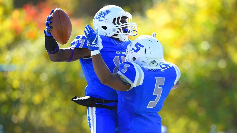 Football Extends Win Streak to Five; Downs Bryant, 31-14
