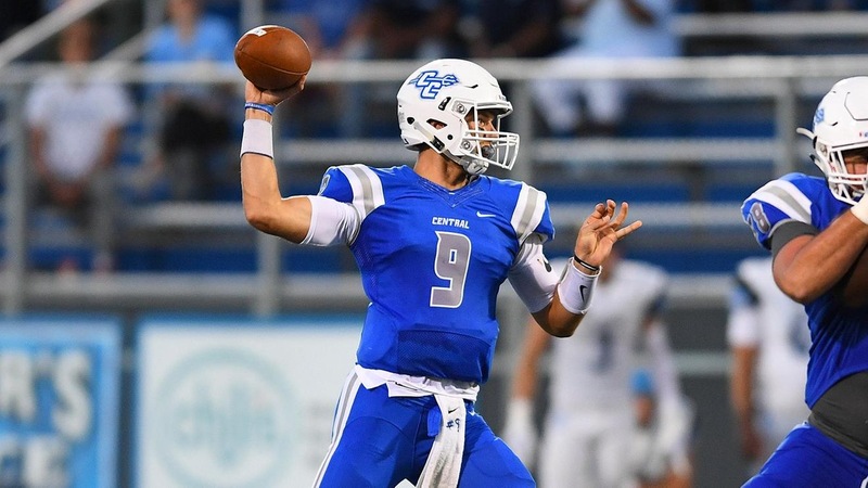 Football Wins Second Straight, Now 2-0 in Northeast Conference Play