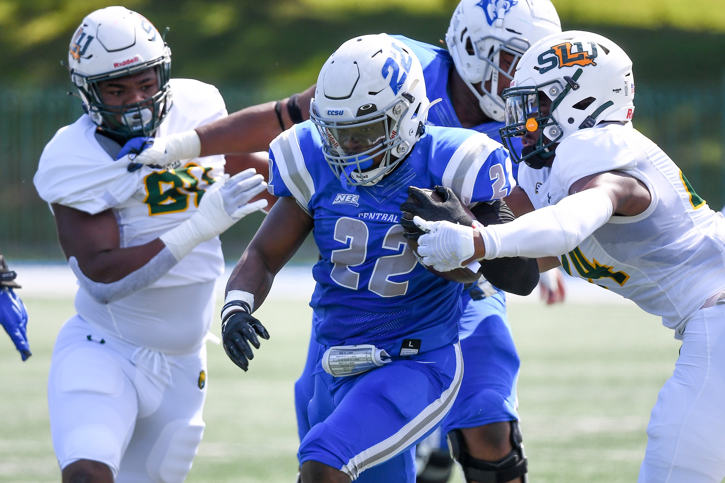 Football Outscored by Southeastern Louisiana at Home on Saturday