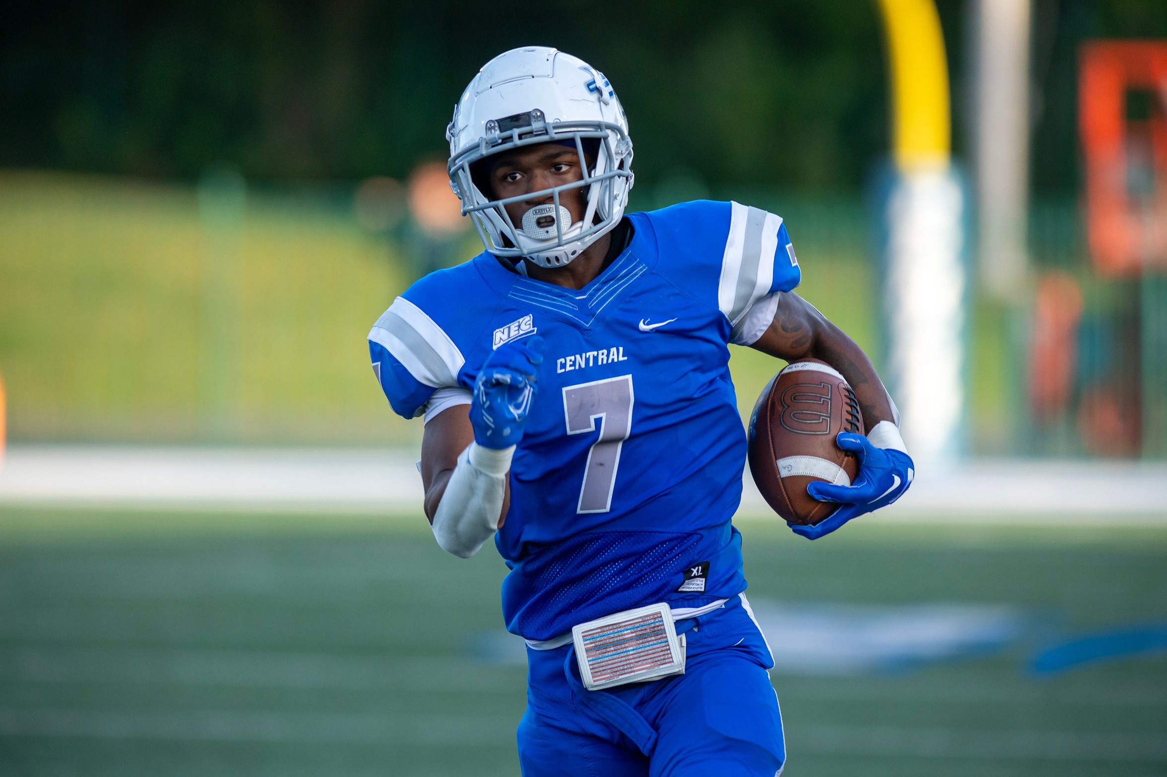 Elijah Howard ran for 53 yards on Saturday (Steve McLaughlin Photography)