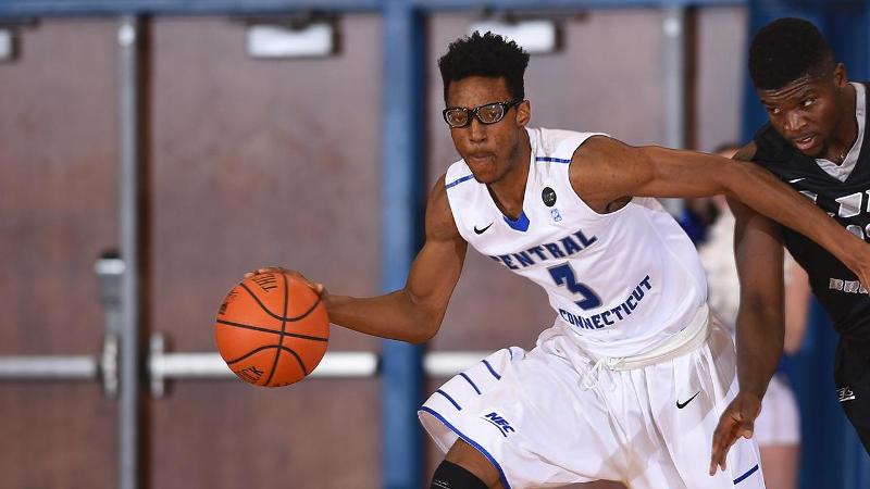 Men's Basketball Falls at Mount St. Mary's, 73-62