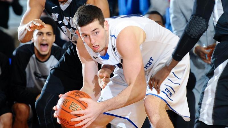 Peel Posts Another Double-Double; Men Fall to Wagner