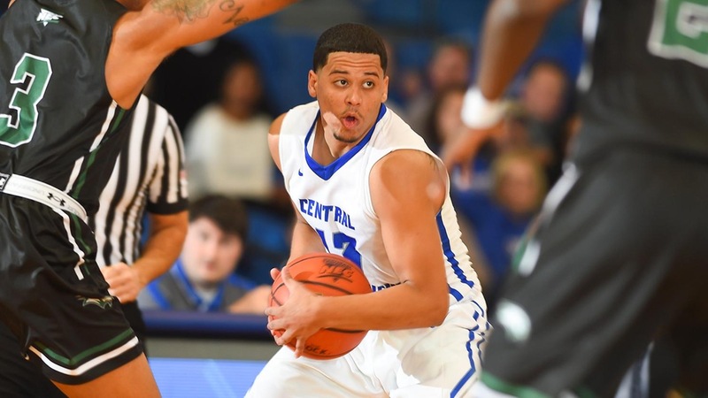 Late Run Sinks Men's Basketball Against Saint Francis U Saturday