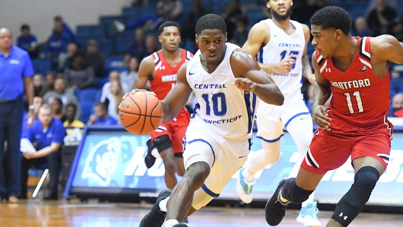 Men's Basketball Stopped at Mount St. Mary's Saturday