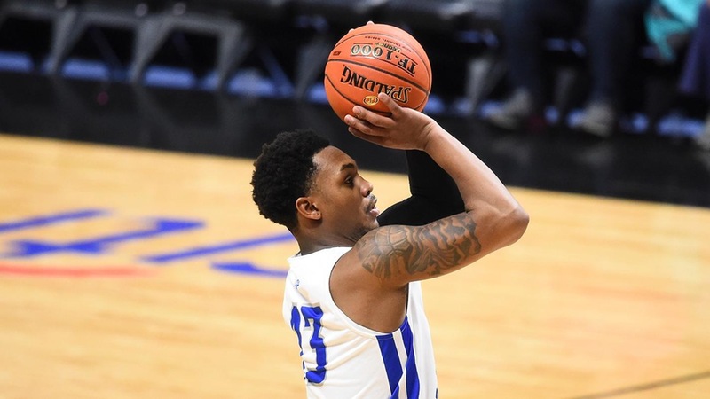 Men's Basketball Hosts Robert Morris in Conference Opener Thursday