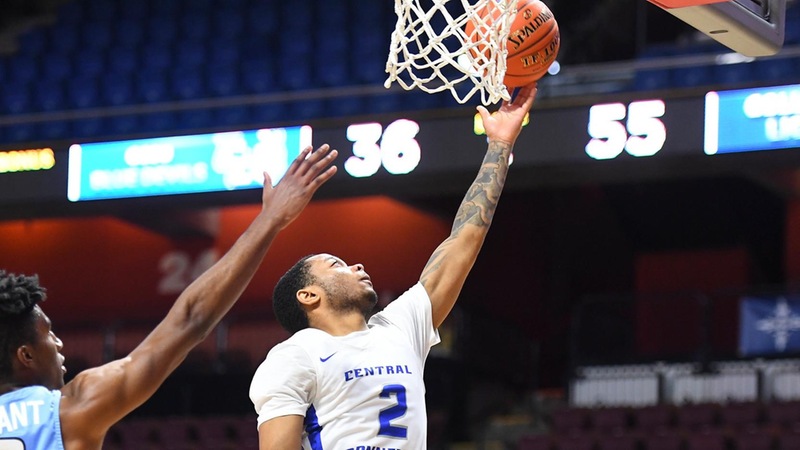 Men's Basketball Rally Falls Short to Maine, 66-64