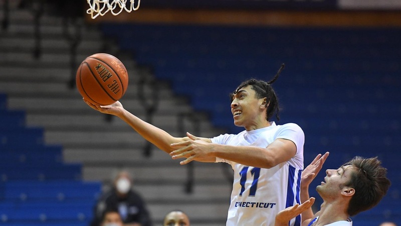 Men's Basketball Drops High-Scoring Home Opener to St. Francis Brooklyn