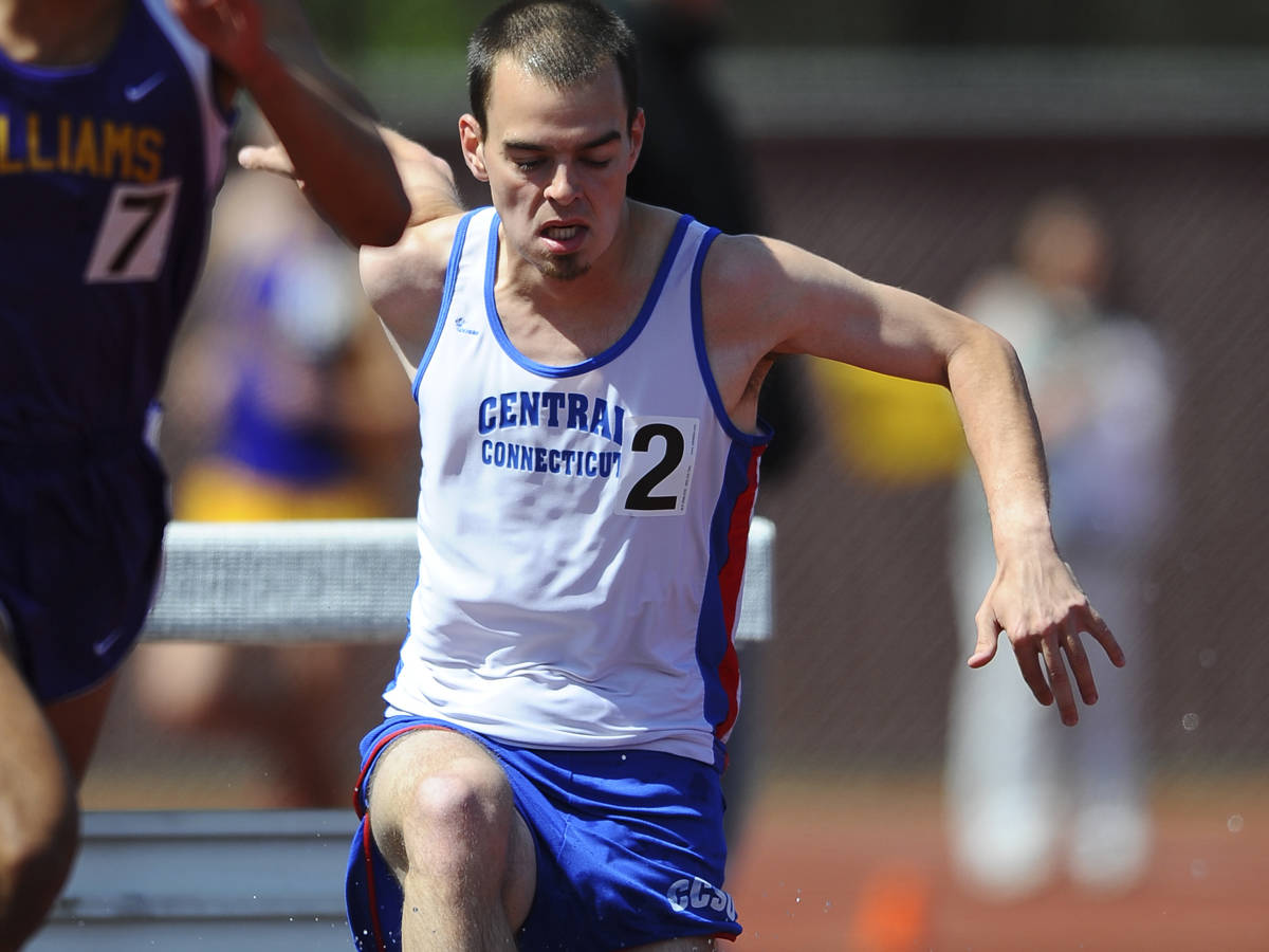 Men's Track at Yale on Sunday