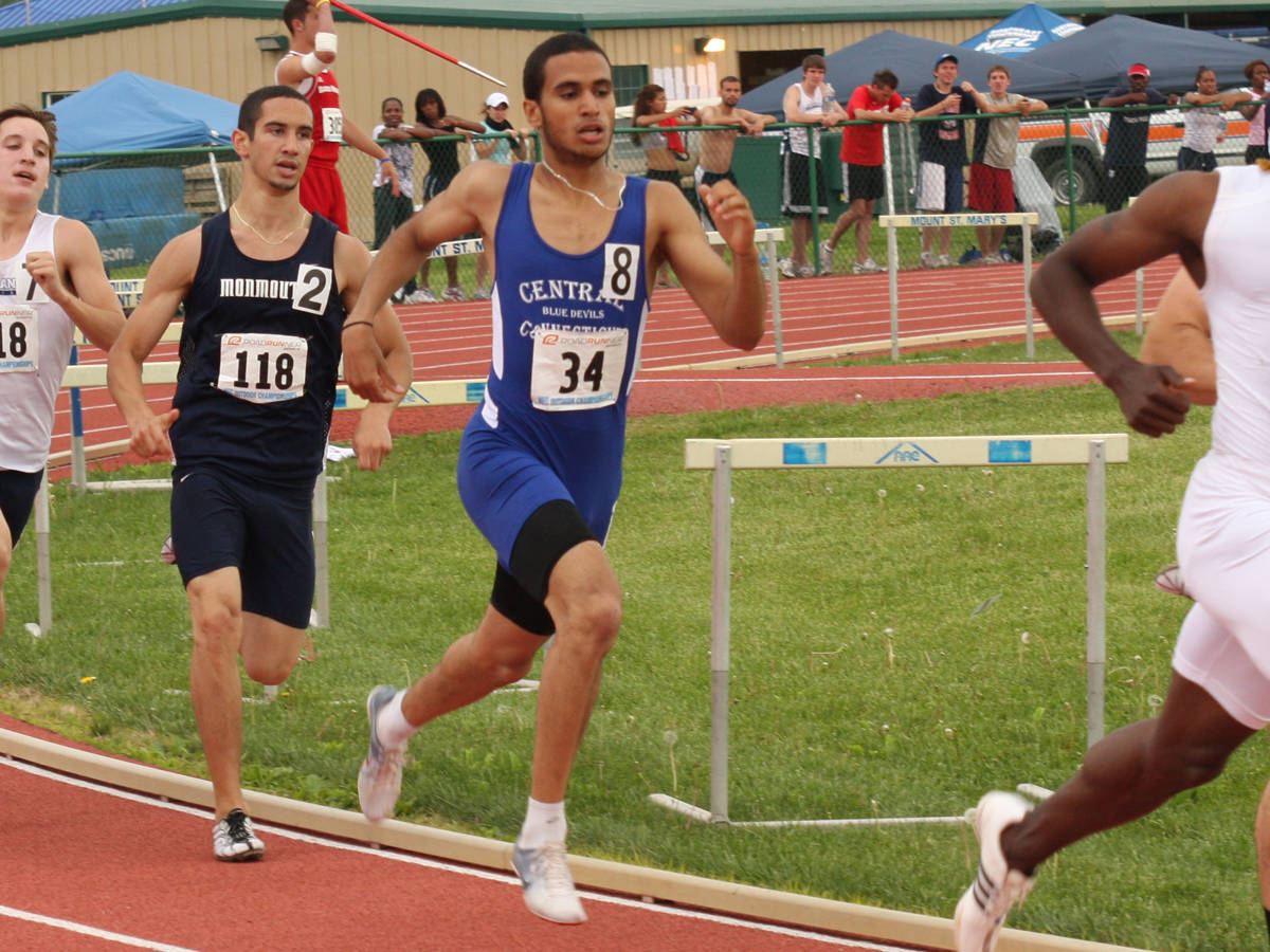 Blue Devil 4 X 800 Team Finishes 20th at Penn Relays