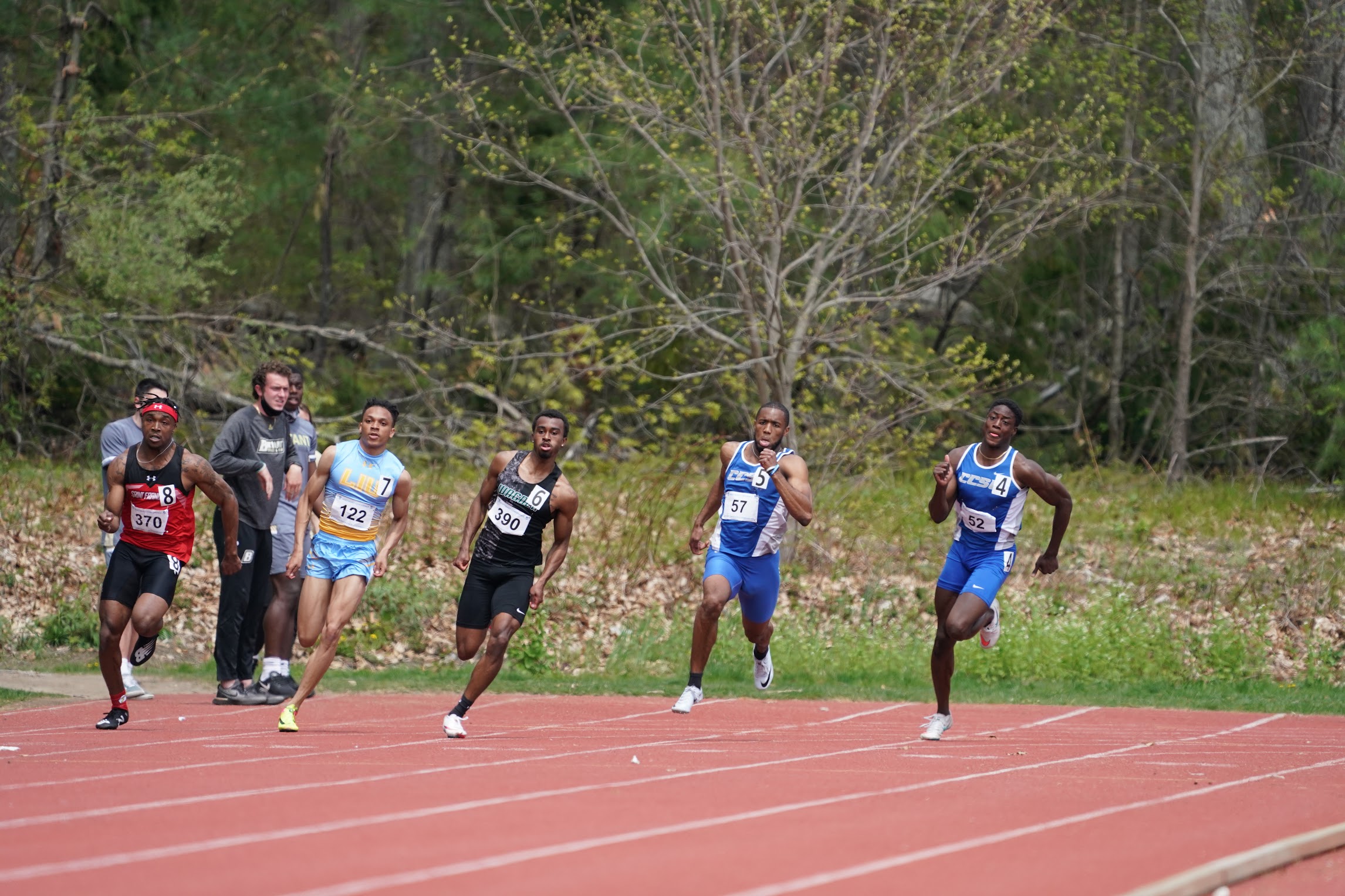 Men's Track & Field Takes Second at Black & Gold Invite