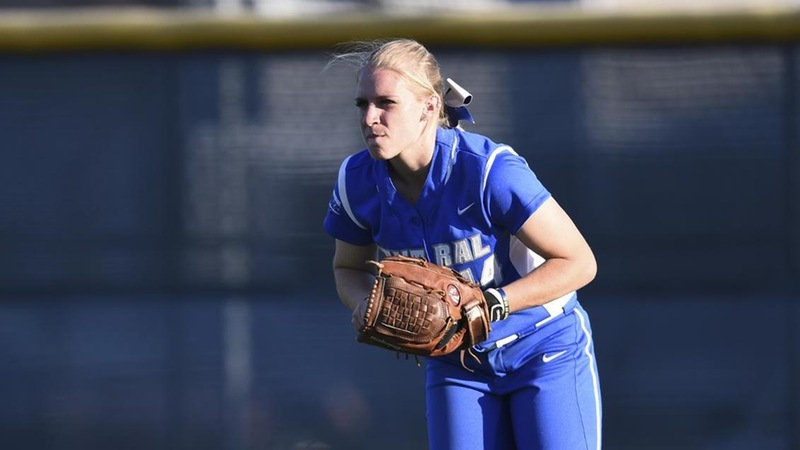 Sixth Inning Rally Propels Softball Past Penn, 6-3, Thursday in Florida