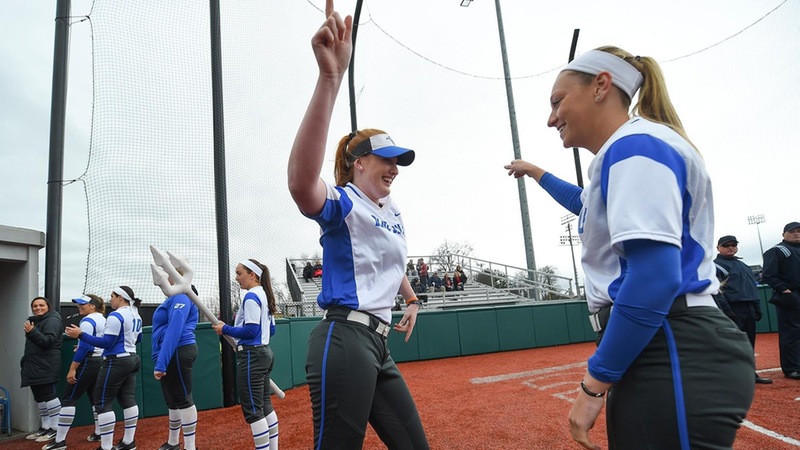 Softball Wins Season Opener 7-3 Over Norfolk State Sunday Night