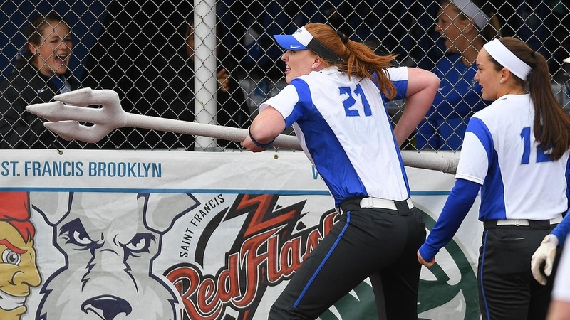 Softball Splits Final two Games in USF Showcase Tournament