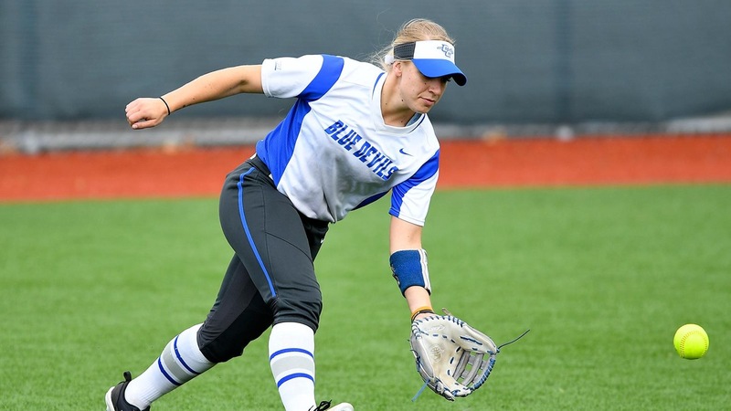 Softball Drops Two at Saint Francis on Saturday