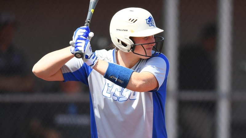 Softball Splits NEC Doubleheader Against Bryant Wednesday