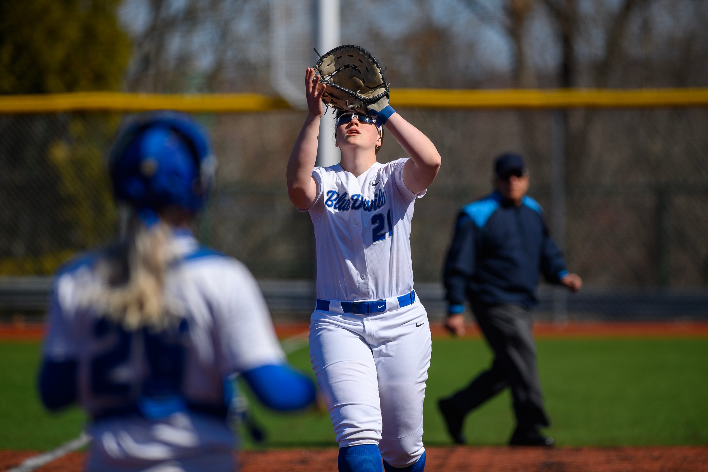 Softball Falls At Fairfield, 6-1