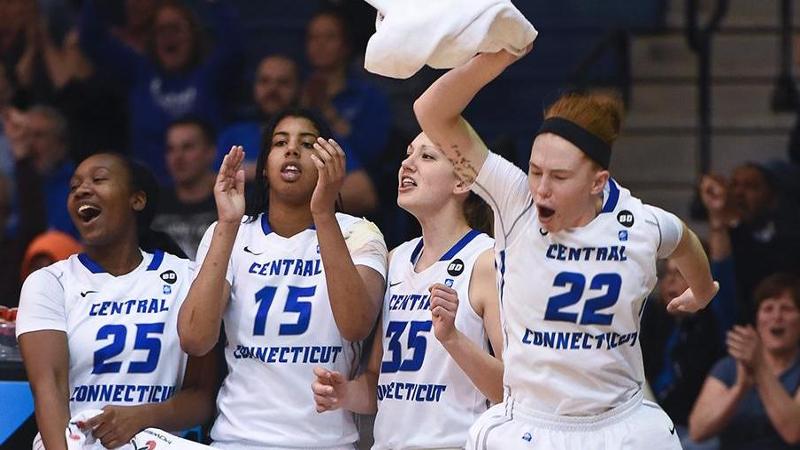 Women's Basketball Picked Third In NEC Preseason Coaches' Poll