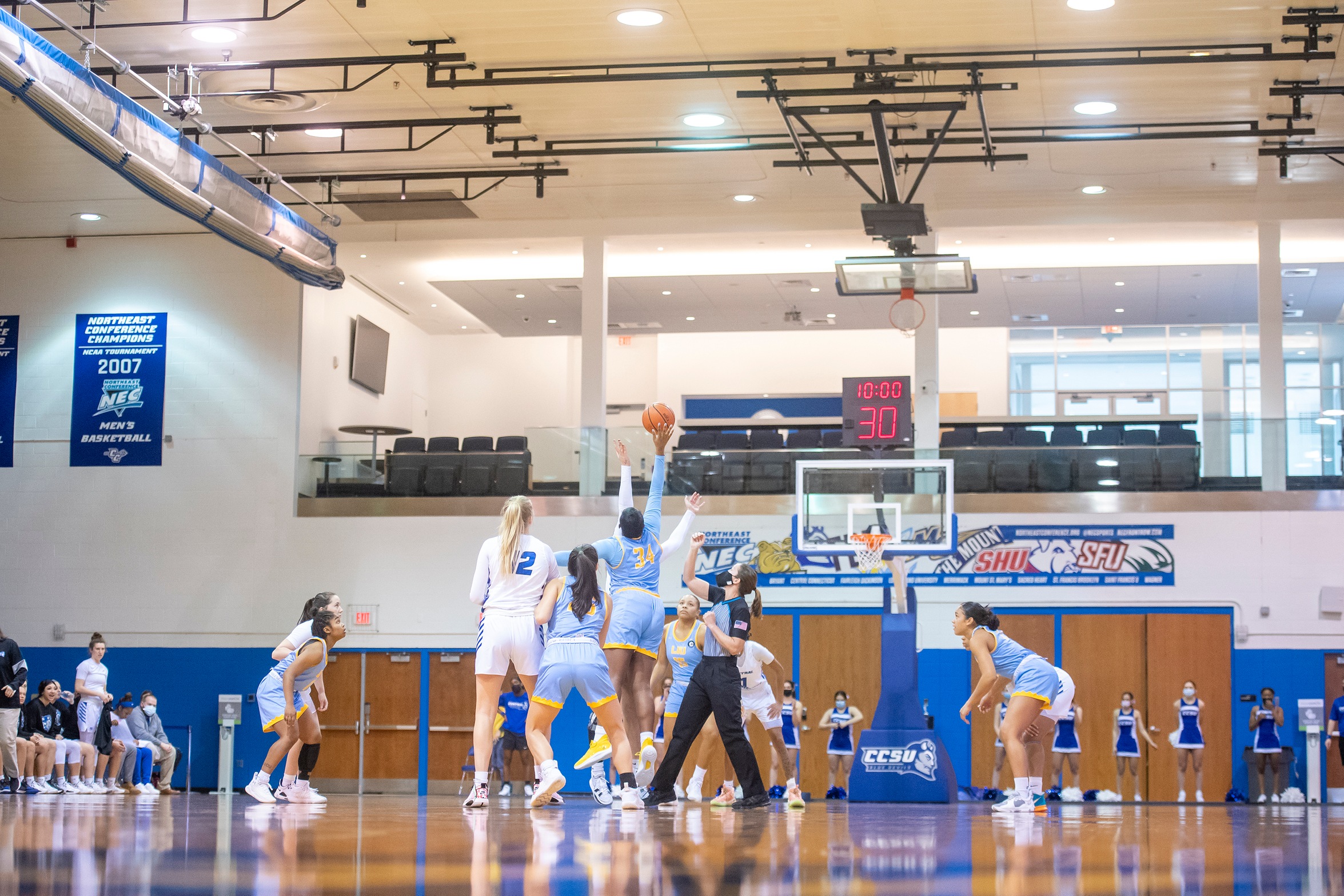 Women's Basketball Defeated on the Road
