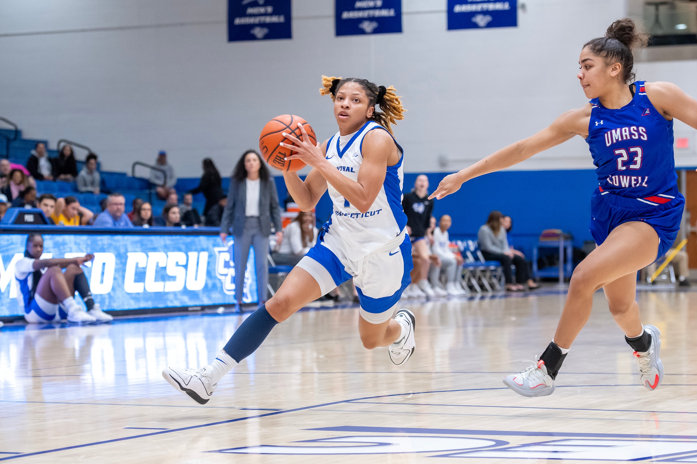 Women's Basketball Secured the Season Sweep at Saint. Francis Thursday Night