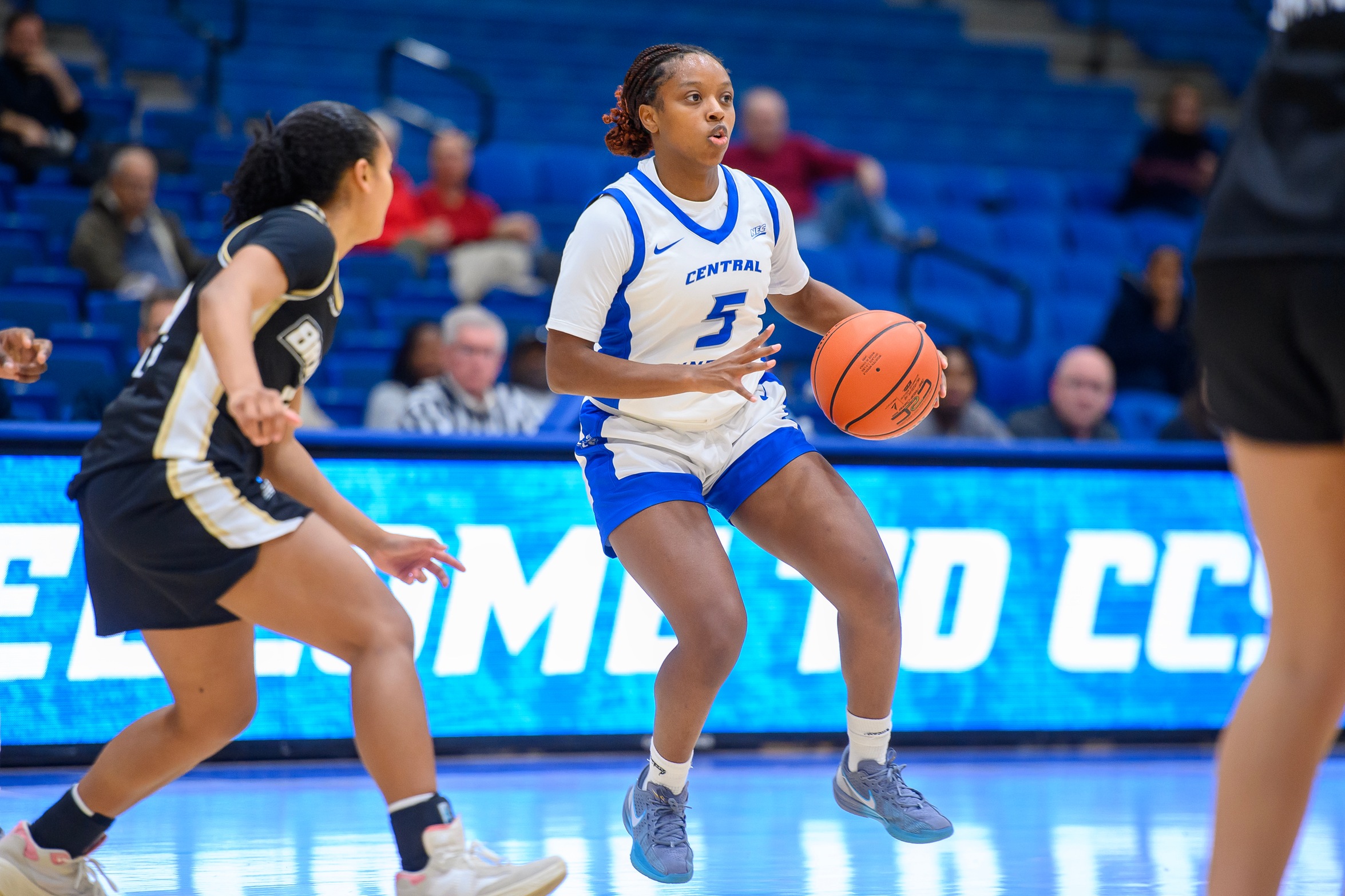 Blue Devils Top LeMoyne, 67-50