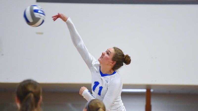 Volleyball Wins at Fairleigh Dickinson, 3-1