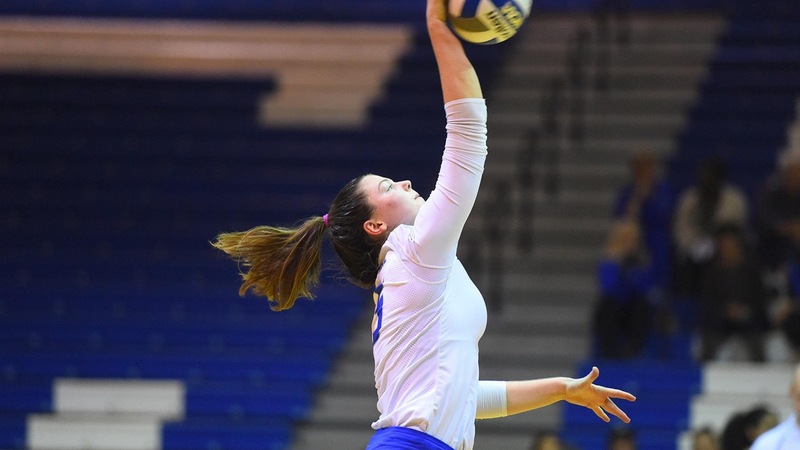 Volleyball Falls at LIU Brooklyn, 3-1, on Friday