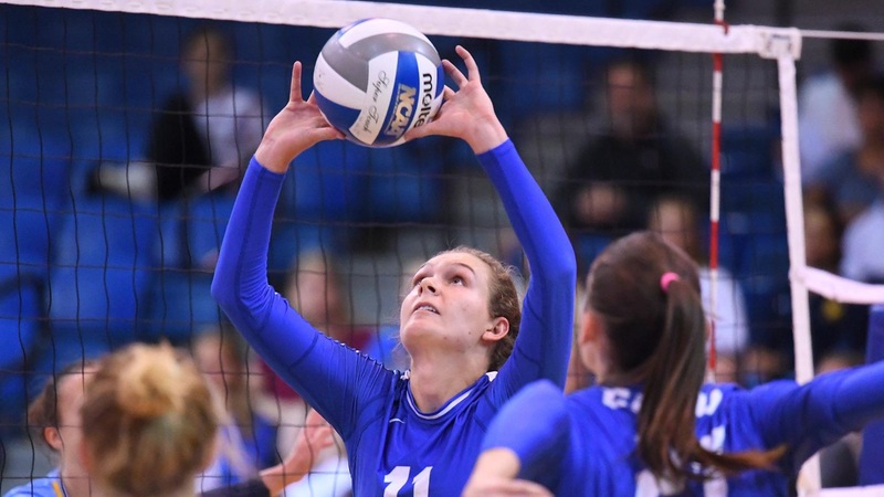Volleyball Downs St. Francis Brooklyn to Continue Win Streak